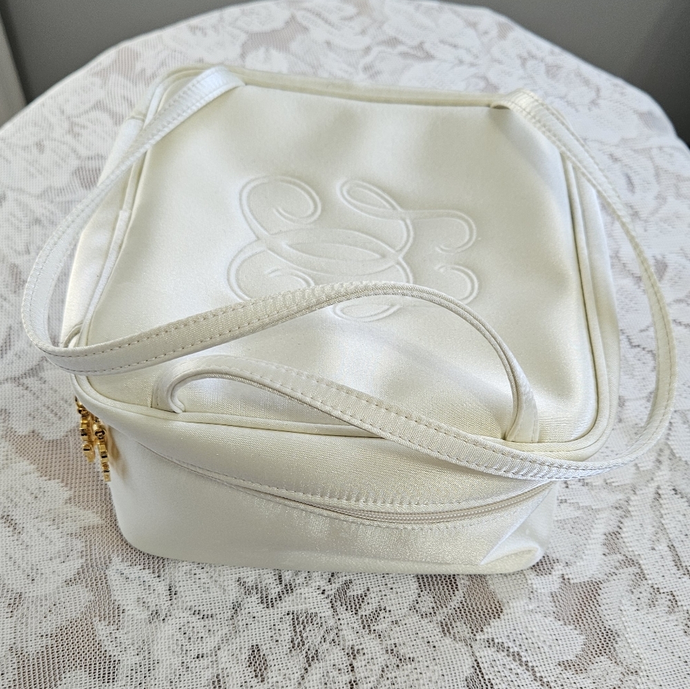 Guerlain Paris Satin Cream Colored Makeup Case
